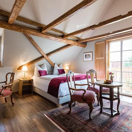 Hotel Magdalenengut Und *