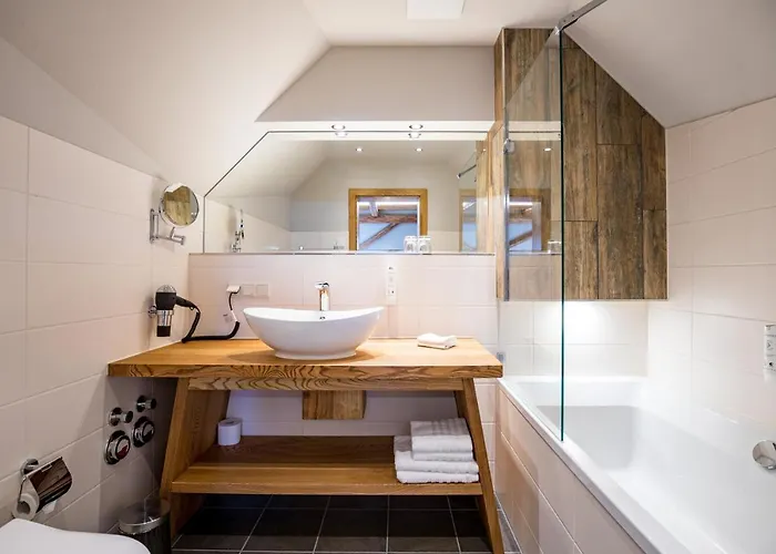 Magdalenengut Und Otel